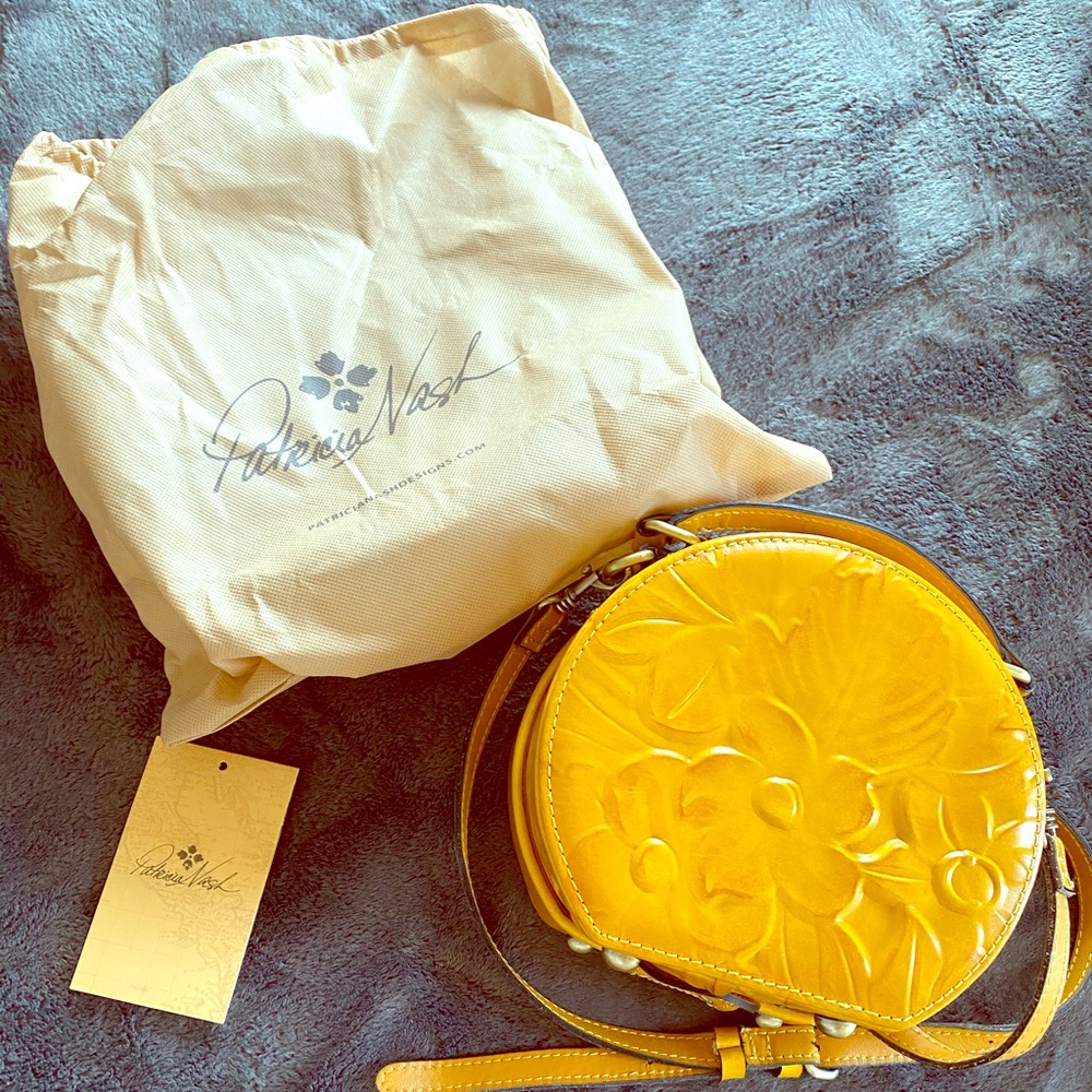 Patricia Nash hat box bag boho style